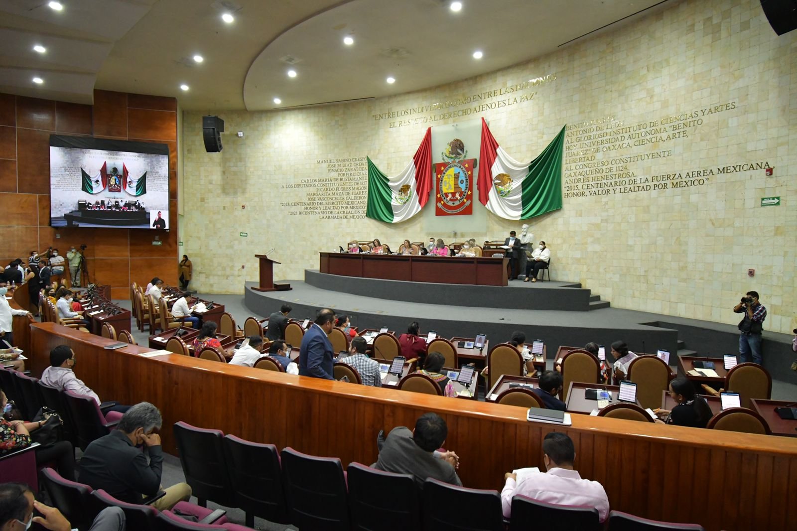 Llama Congreso de Oaxaca a atender a personas indigentes en zona metropolitana