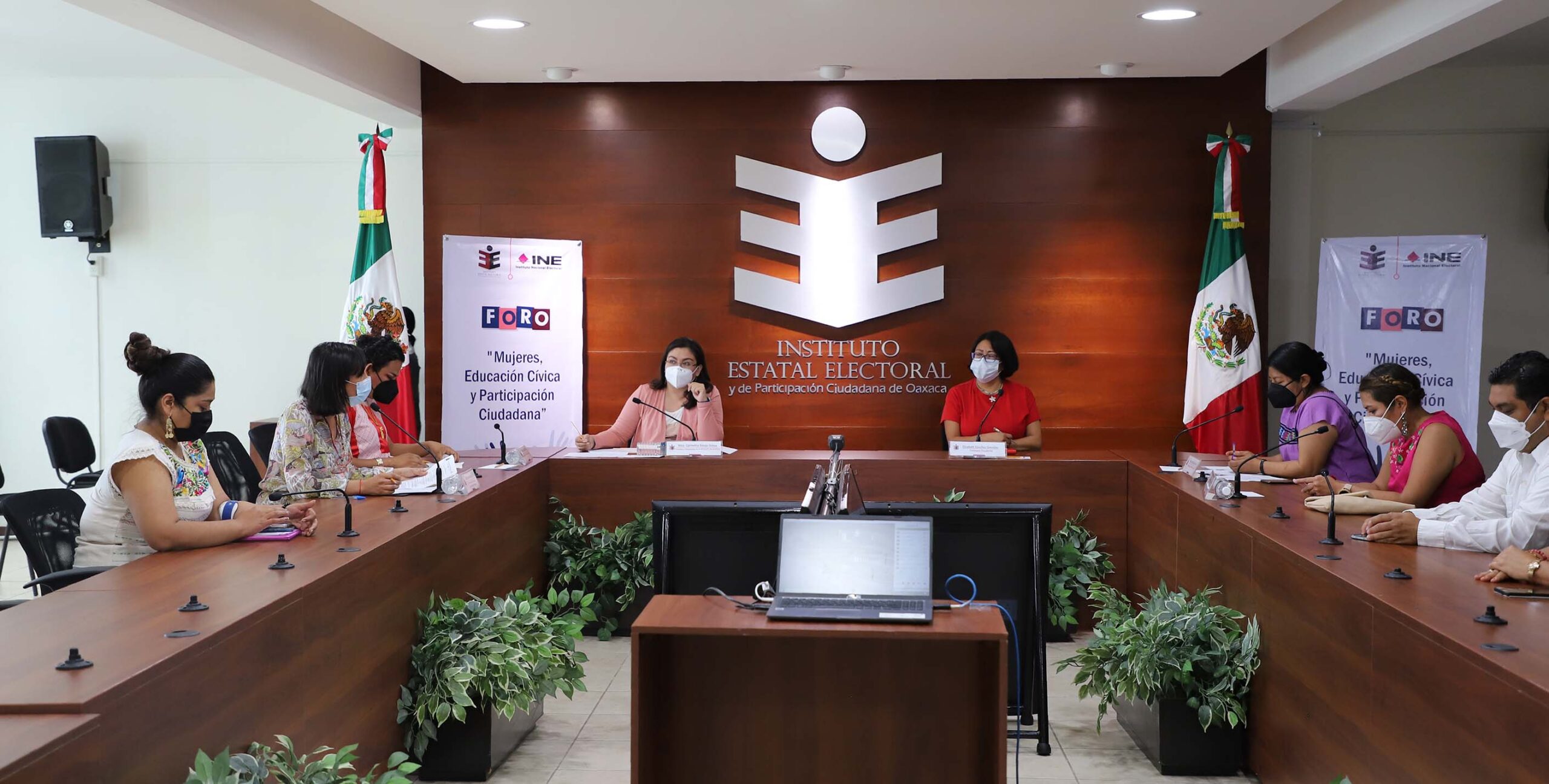 Realizan foro “Mujeres, Educación Cívica y Participación Ciudadana”