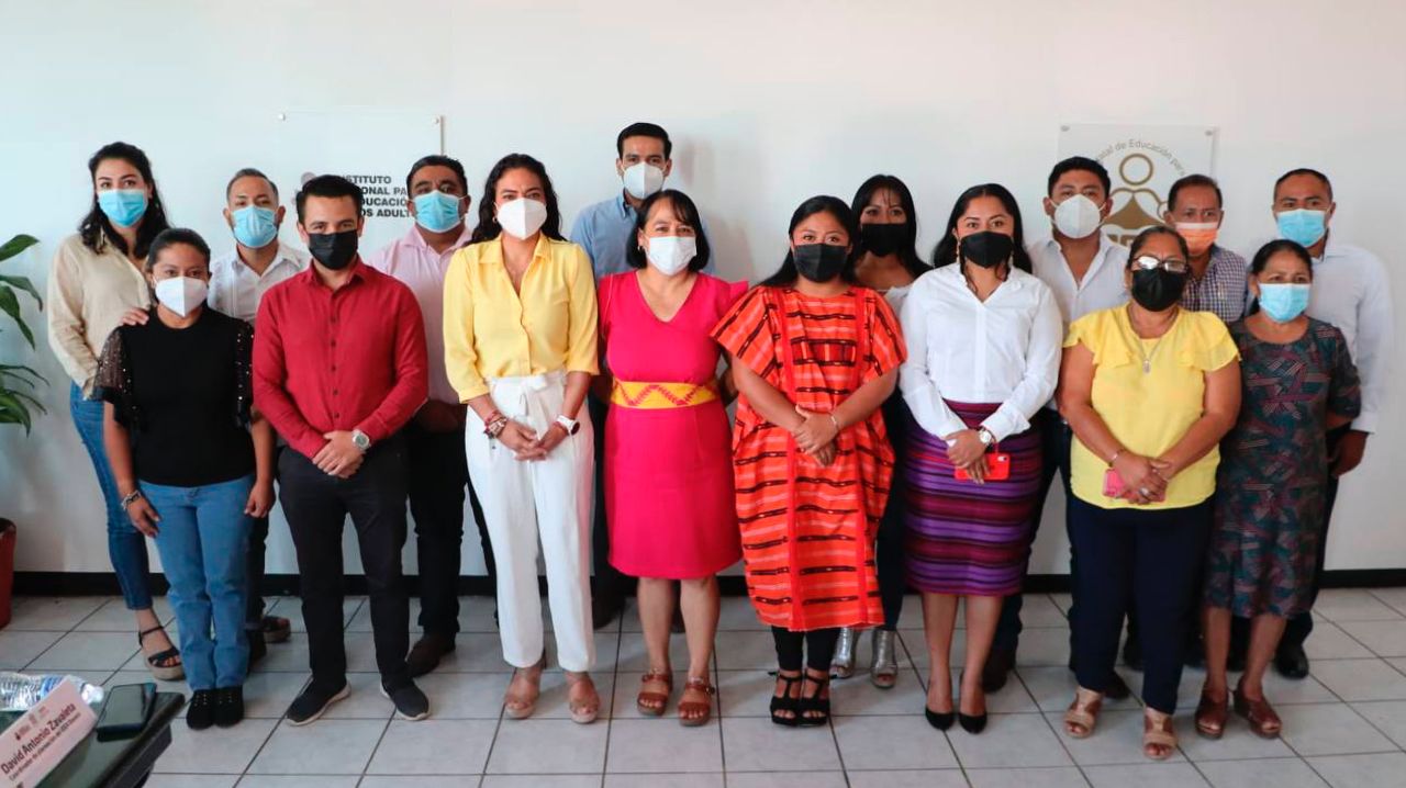 Signan convenio de colaboración titulares del IEEA Oaxaca y la SEPIA
