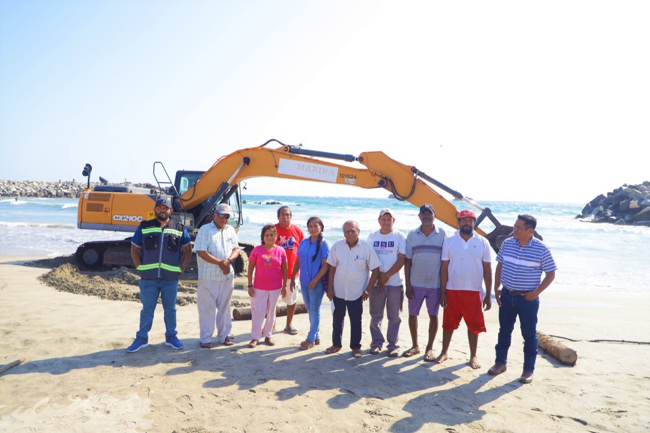 Gestionan diputados del PRD maquinaria para trabajos emergentes en Laguna Corralero