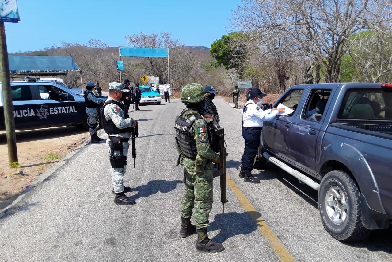 En una semana, detiene SSPO a 40 personas y recupera 16 vehículos con reporte de robo