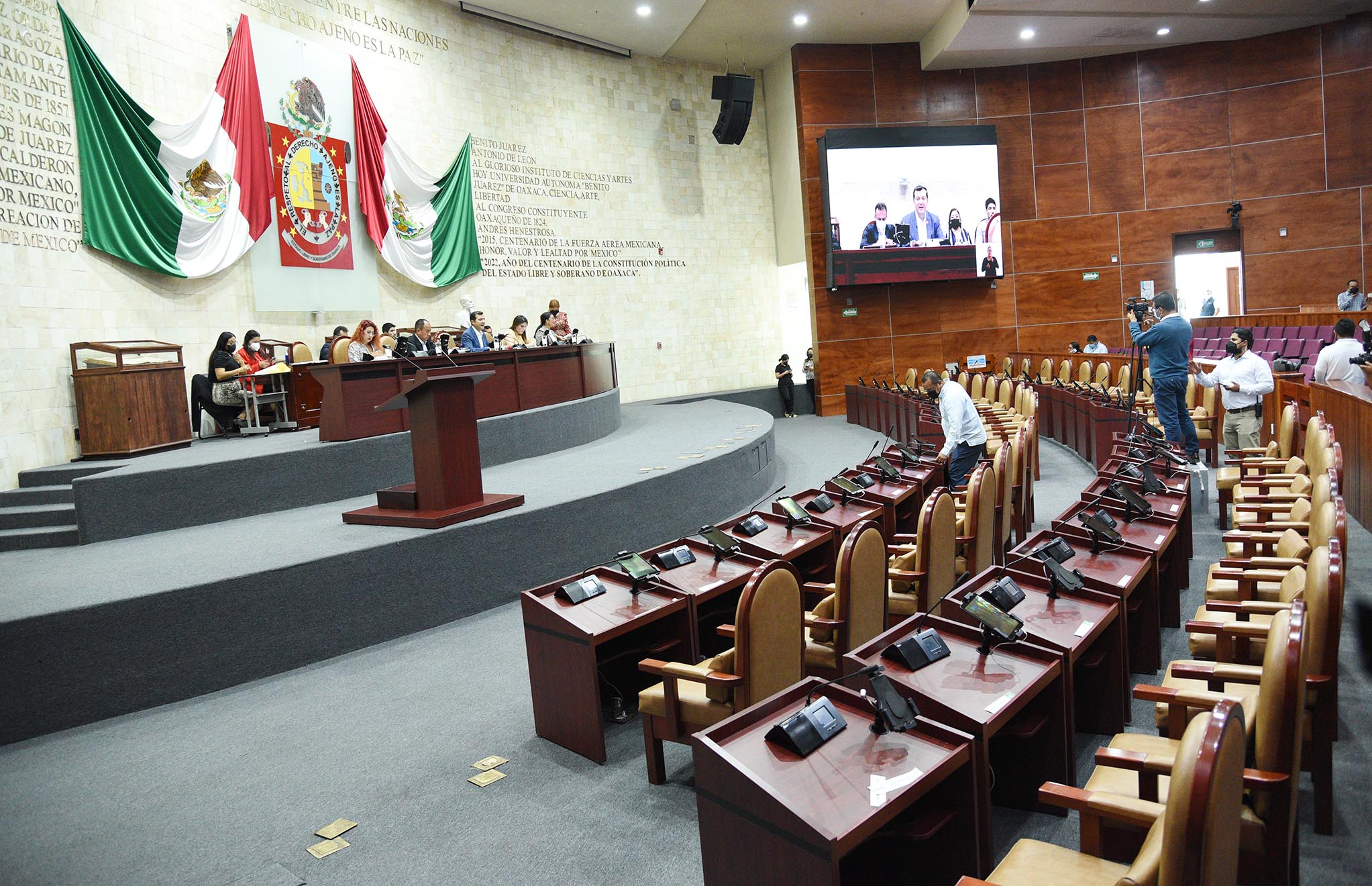 Urgen en Congreso atender a damnificados por huracán, proteger la salud infantil y la cultura