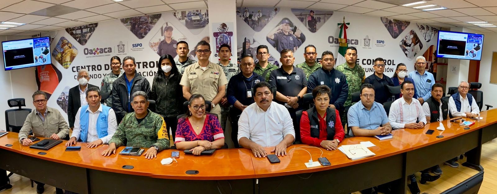 Oaxaqueñas y oaxaqueñas fortalecen la democracia y expresan su voluntad en paz y orden durante Jornada Electoral
