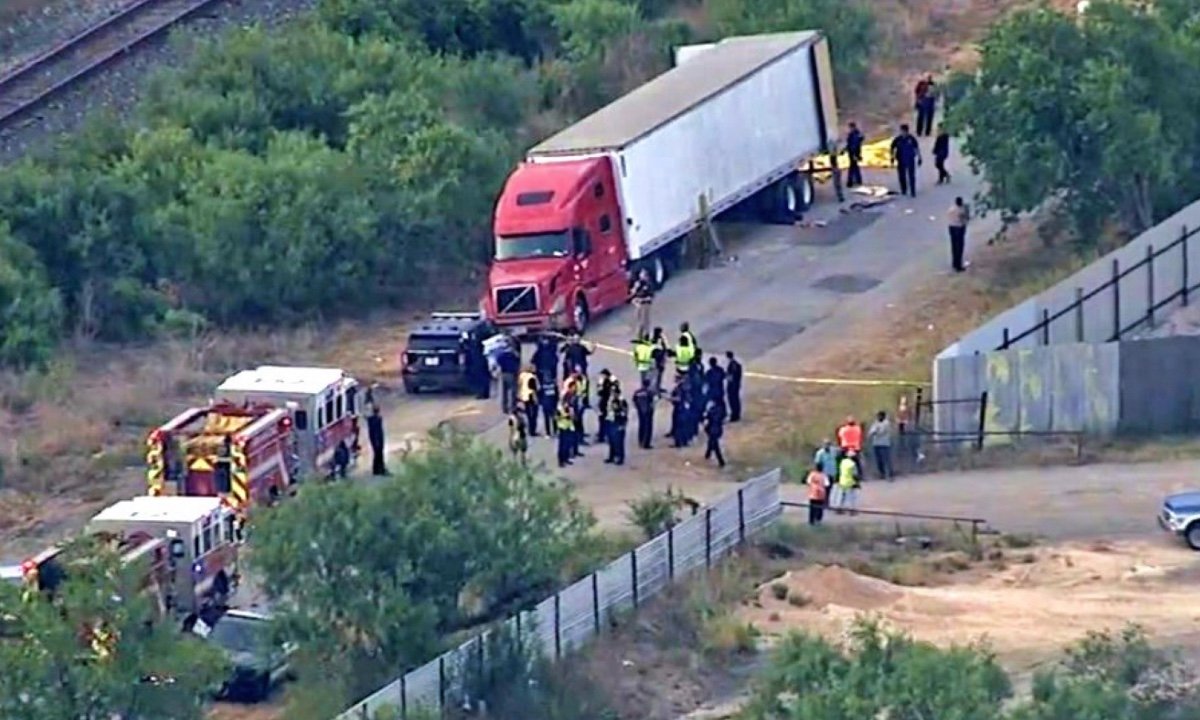 Confirma Gobierno de Oaxaca fallecimiento de un migrante oaxaqueño en tráiler abandonado en Texas