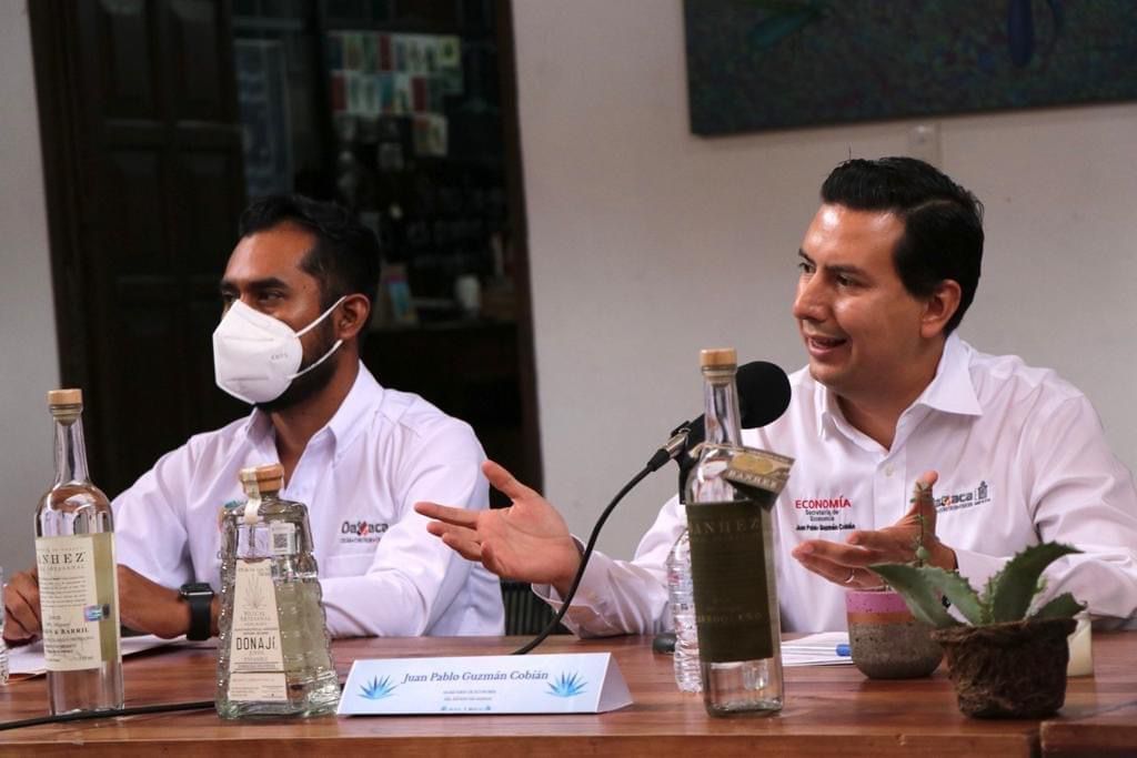 Proyectarán a la industria del Mezcal a través del medio público oaxaqueño