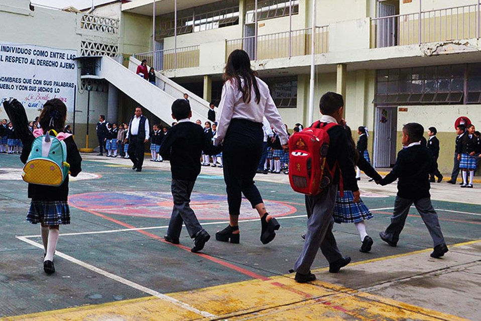 Indispensable garantizar derecho a la educación de niñas, niños y adolescentes: DDHPO