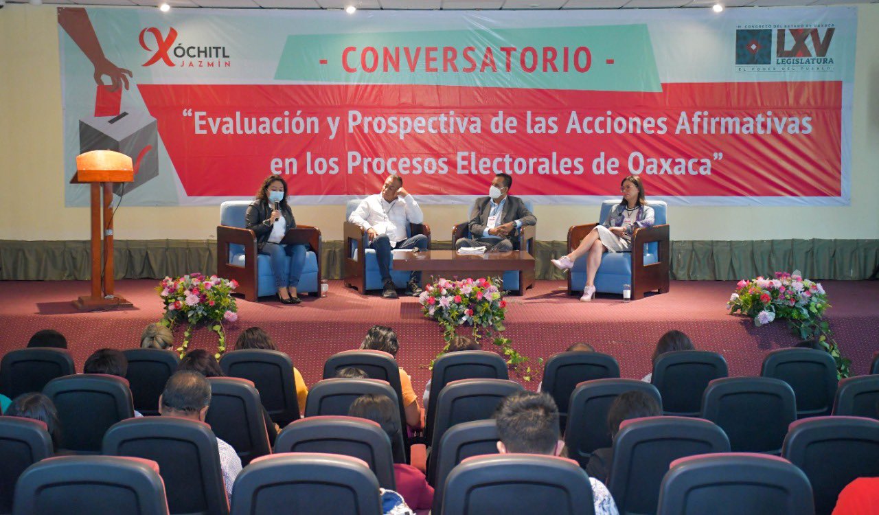 Participa IEEPCO en conversatorio organizado en el Congreso del Estado