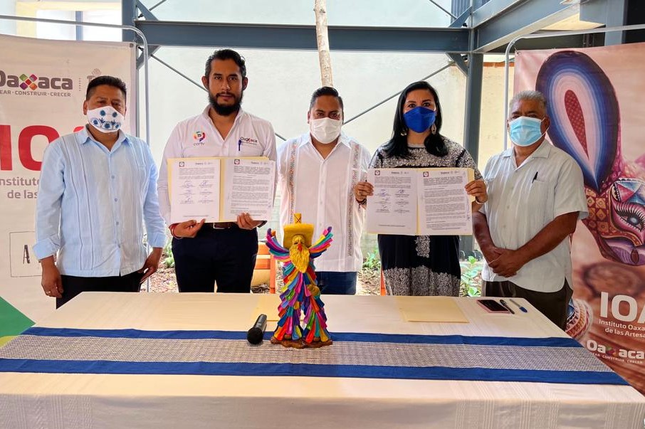 IOA y Cortv impulsarán el trabajo artesanal de creadores populares de Oaxaca