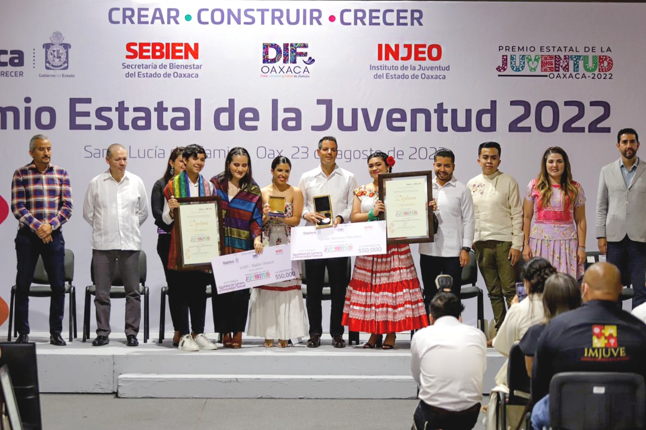 Reconoce Alejandro Murat liderazgo y valentía de la juventud oaxaqueña como agentes de cambio