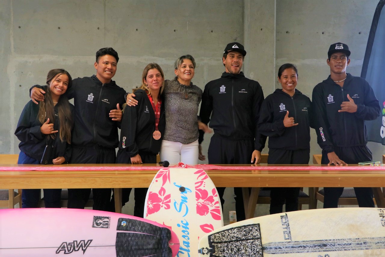 Surfistas oaxaqueños competirán en campeonato mundial; integran el seleccionado nacional