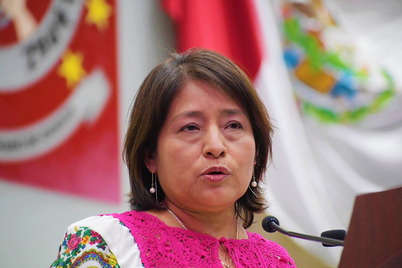 Se mantiene Minerva López en el top 10 de diputadas y diputados mejor evaluados