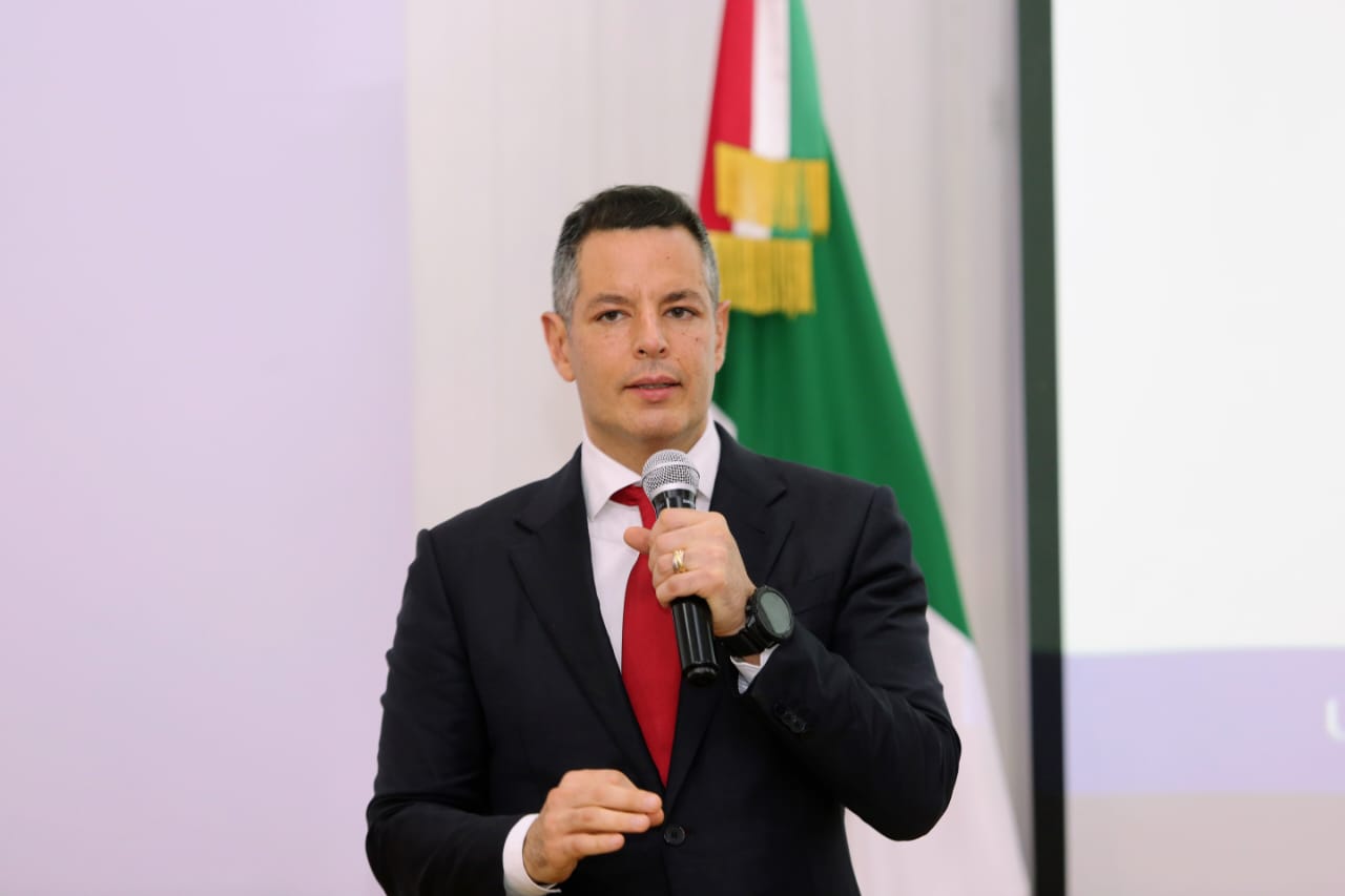 Presenta Alejandro Murat logros de Oaxaca en materia económica ante la Canaco Ciudad de México