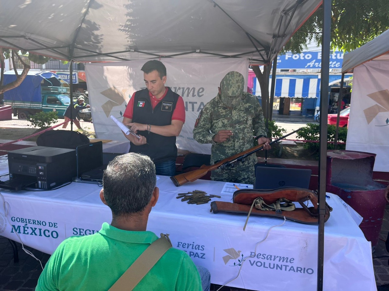 Destruyen 14 armas de fuego en programa de Desarme Voluntario en Pinotepa Nacional Destruyen 14 armas de fuego en programa de Desarme Voluntario en Pinotepa Nacional