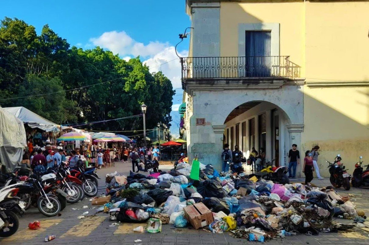 Urge DDHPO solución integral a crisis de la basura en Oaxaca