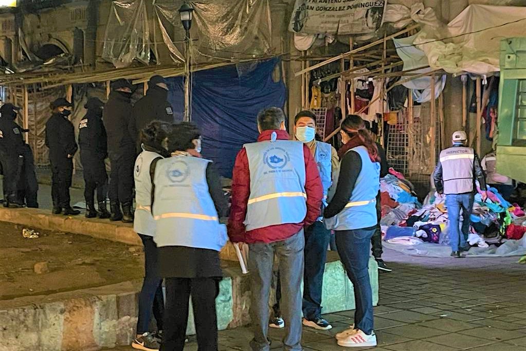 Tras 12 años, en operativo conjunto recuperan zócalo de Oaxaca