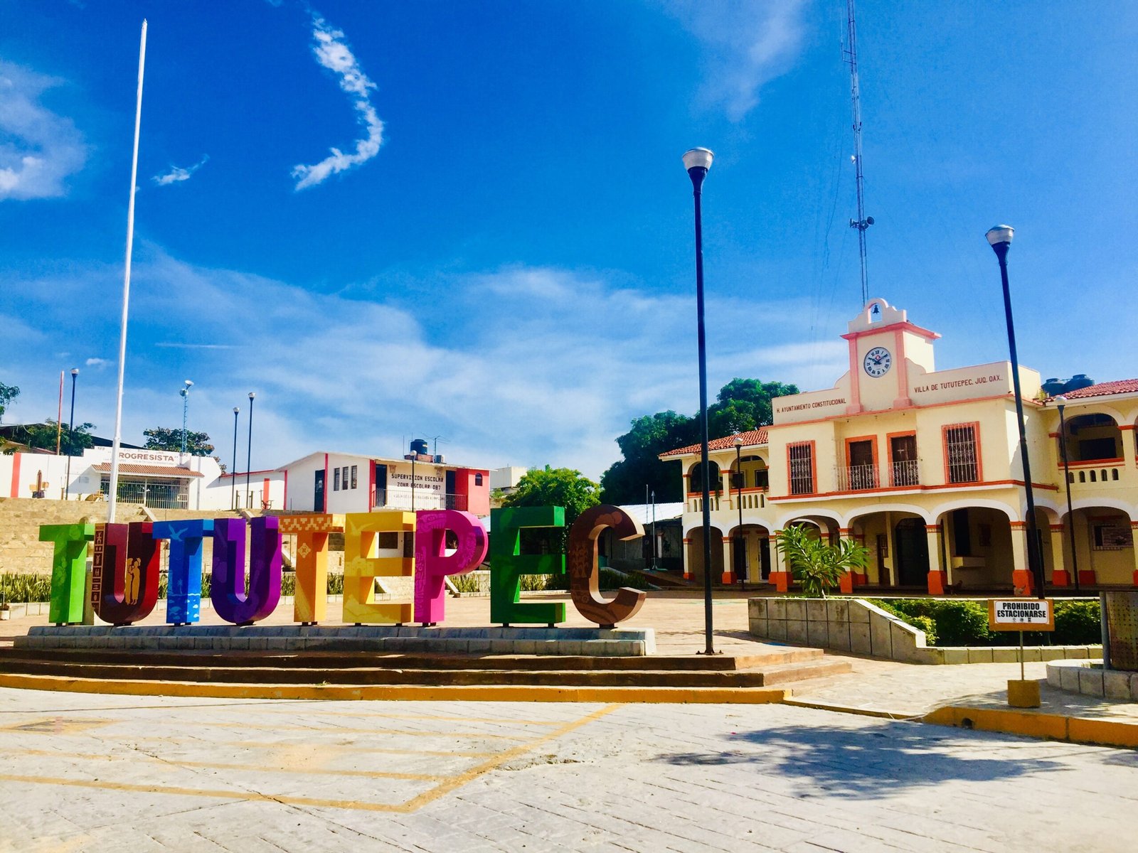 Alistan Feria de la Candelaria 2023 en Tututepec