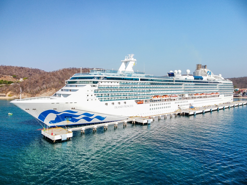 Concluye temporada de cruceros en las costas de Oaxaca