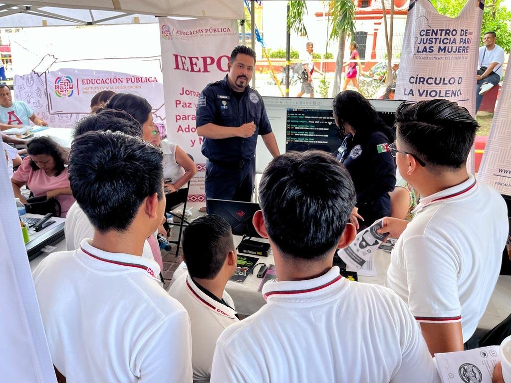 En la Costa, brinda SSPC herramientas a mujeres, adolescentes y niñas para disminuir riesgos en internet