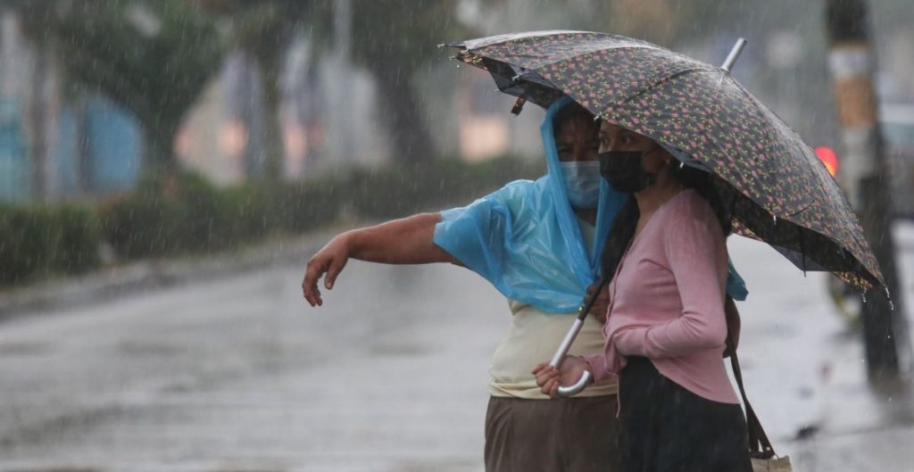 Onda tropical 27 dejará lluvias, tormentas y rachas de viento en Oaxaca