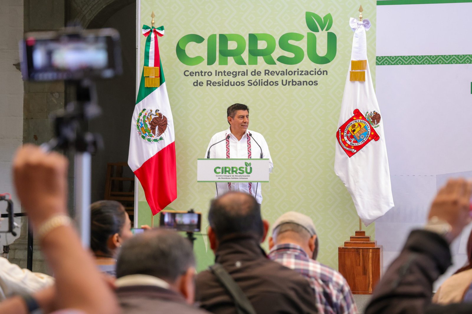 Presenta Gobernador de Oaxaca sede del CIRRSU con una inversión de 600 mdp