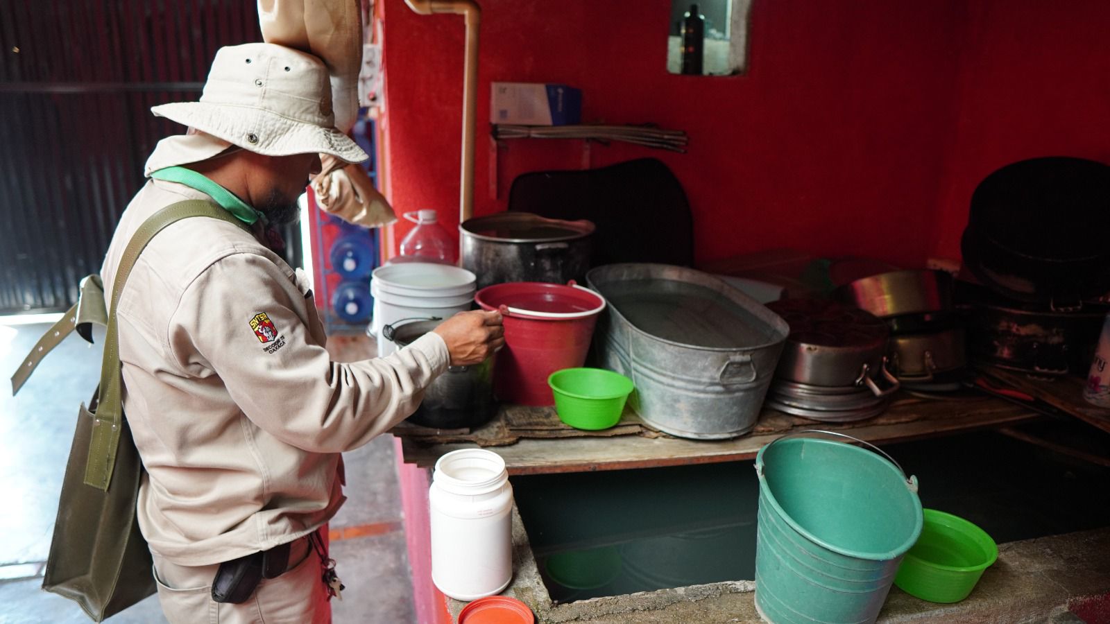 Suma Oaxaca mil 400 casos de dengue