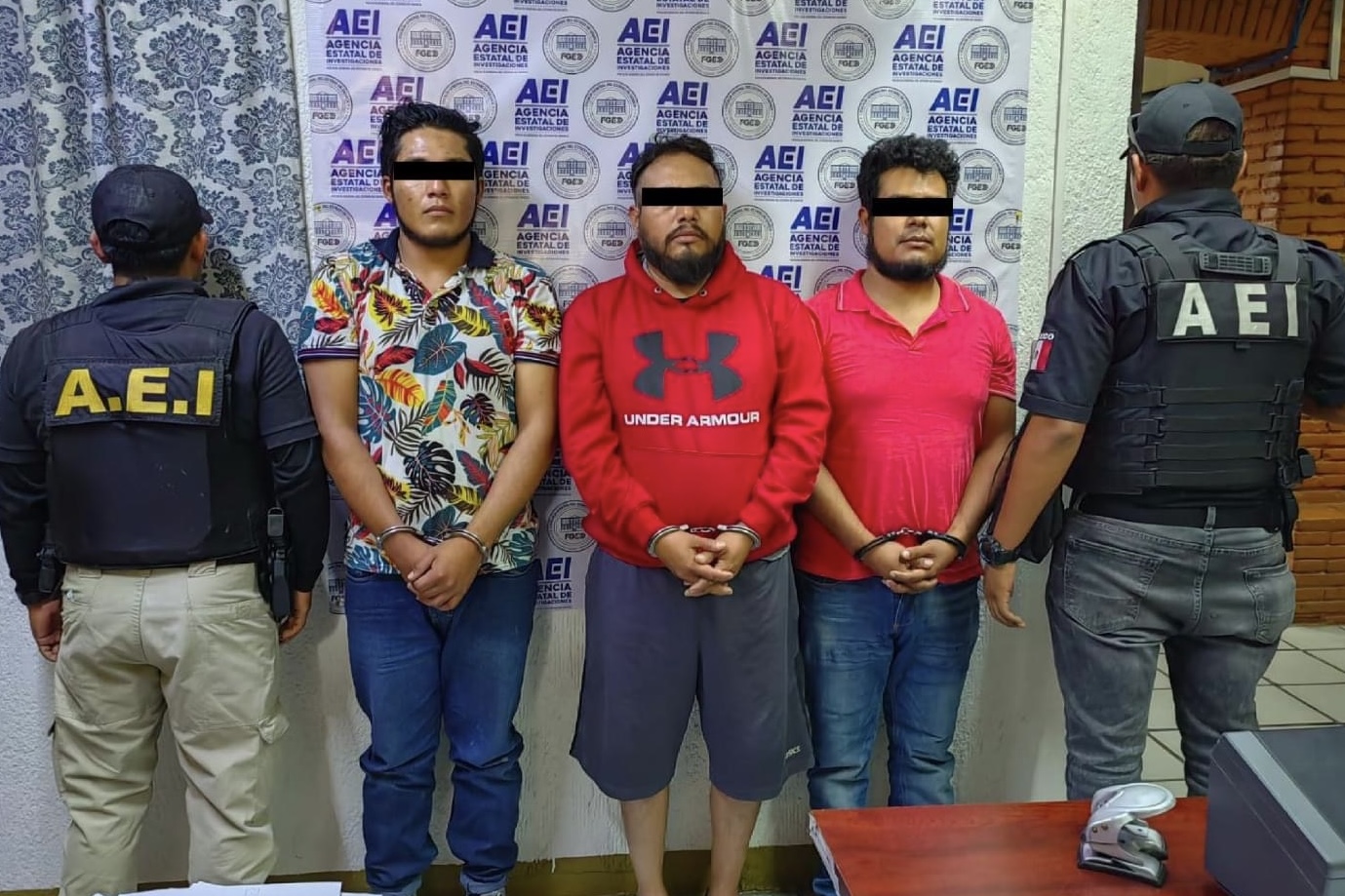 Detienen a siete personas y aseguran drogas durante cateo en Valles Centrales e Istmo