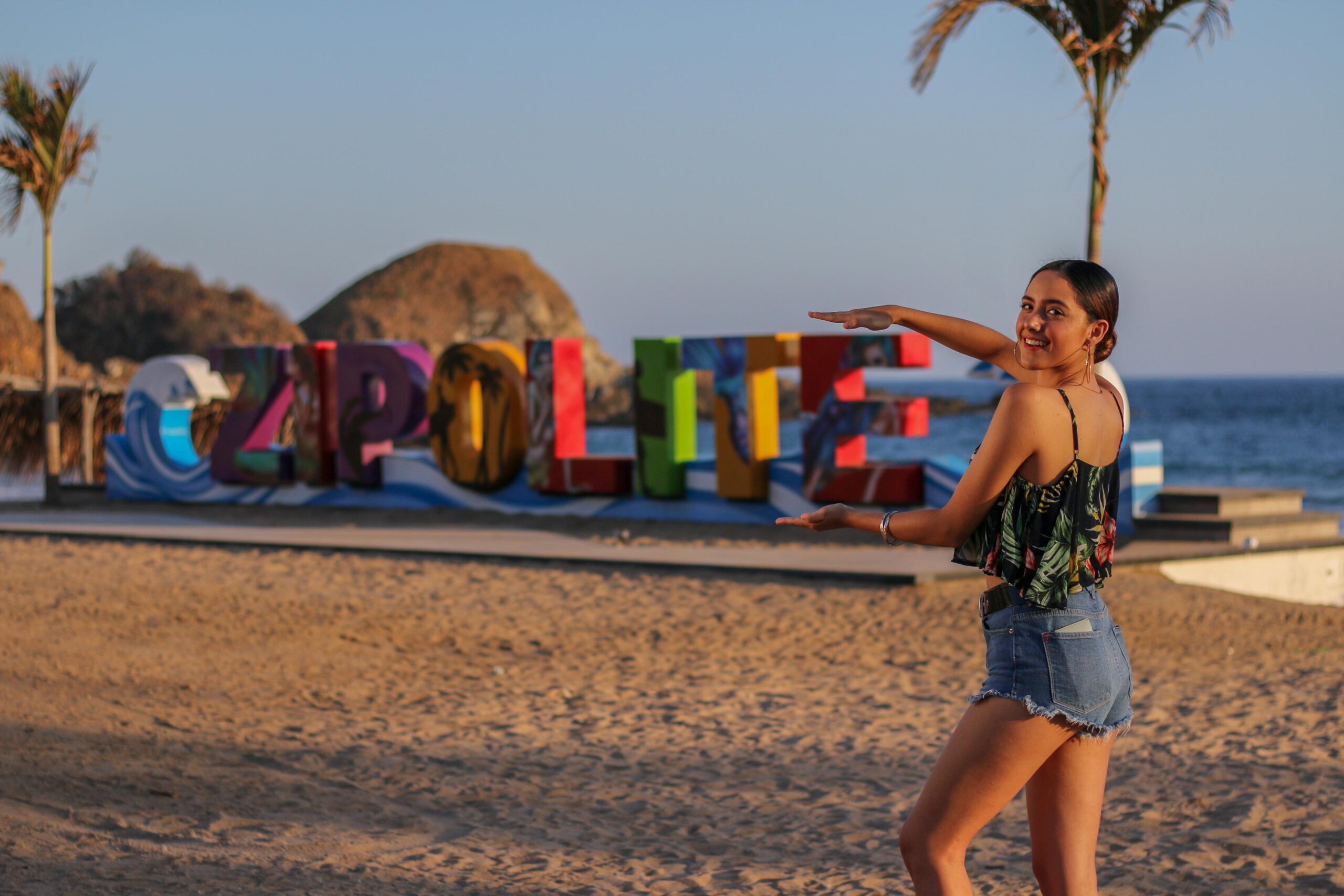 Espera Zipolite más de 5 mil visitantes en Encuentro Nudista Espera Zipolite más de 5 mil visitantes en Encuentro Nudista