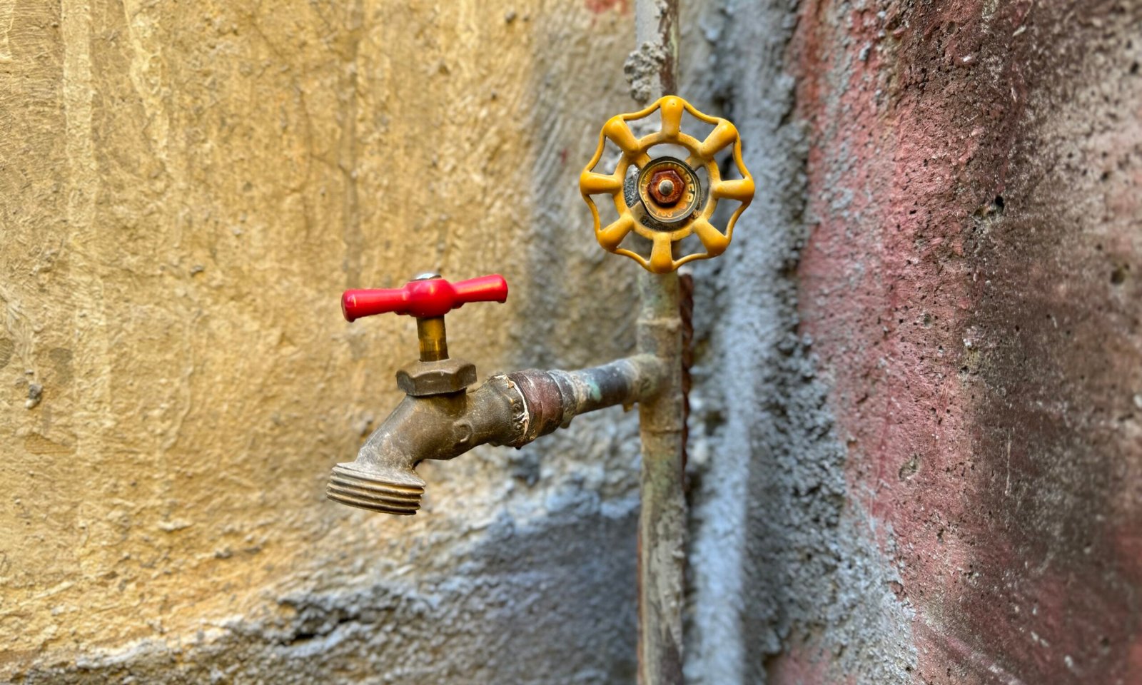 75% de usuarios adeuda el servicio de agua potable en Pinotepa