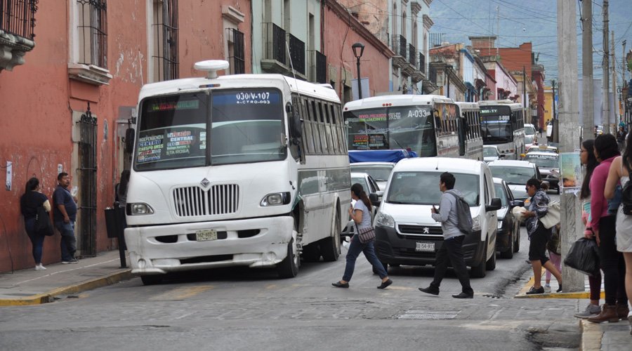 Anuncia SEMOVI revocación de concesiones de transporte por accidentes, delitos e información falsa