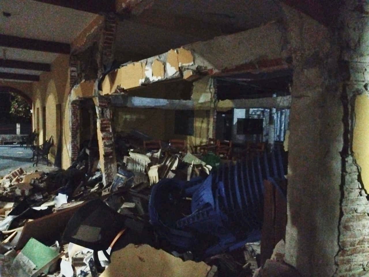 Explosión destruye Agencia Municipal de Jicaltepec en Pinotepa Nacional