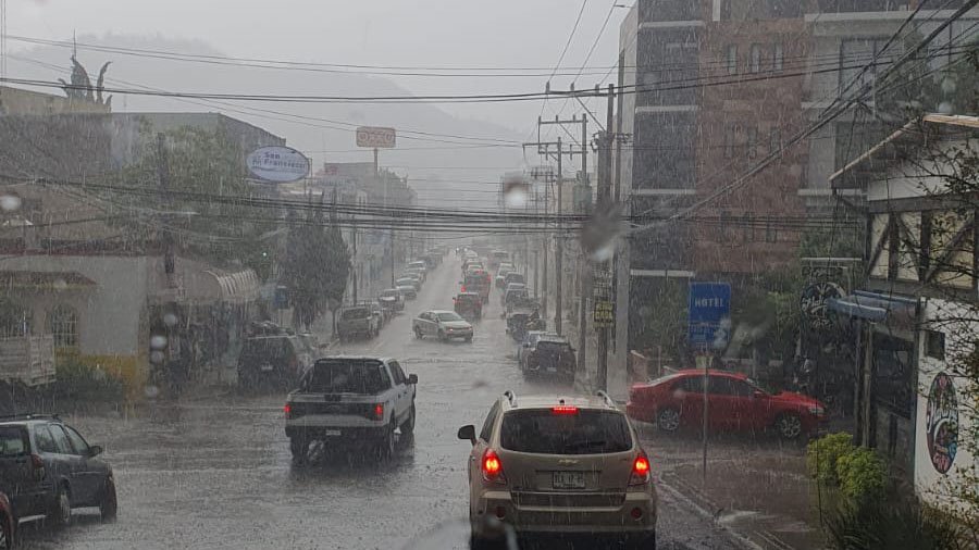 Onda tropical número 13 mantendrá la presencia de lluvias en Oaxaca