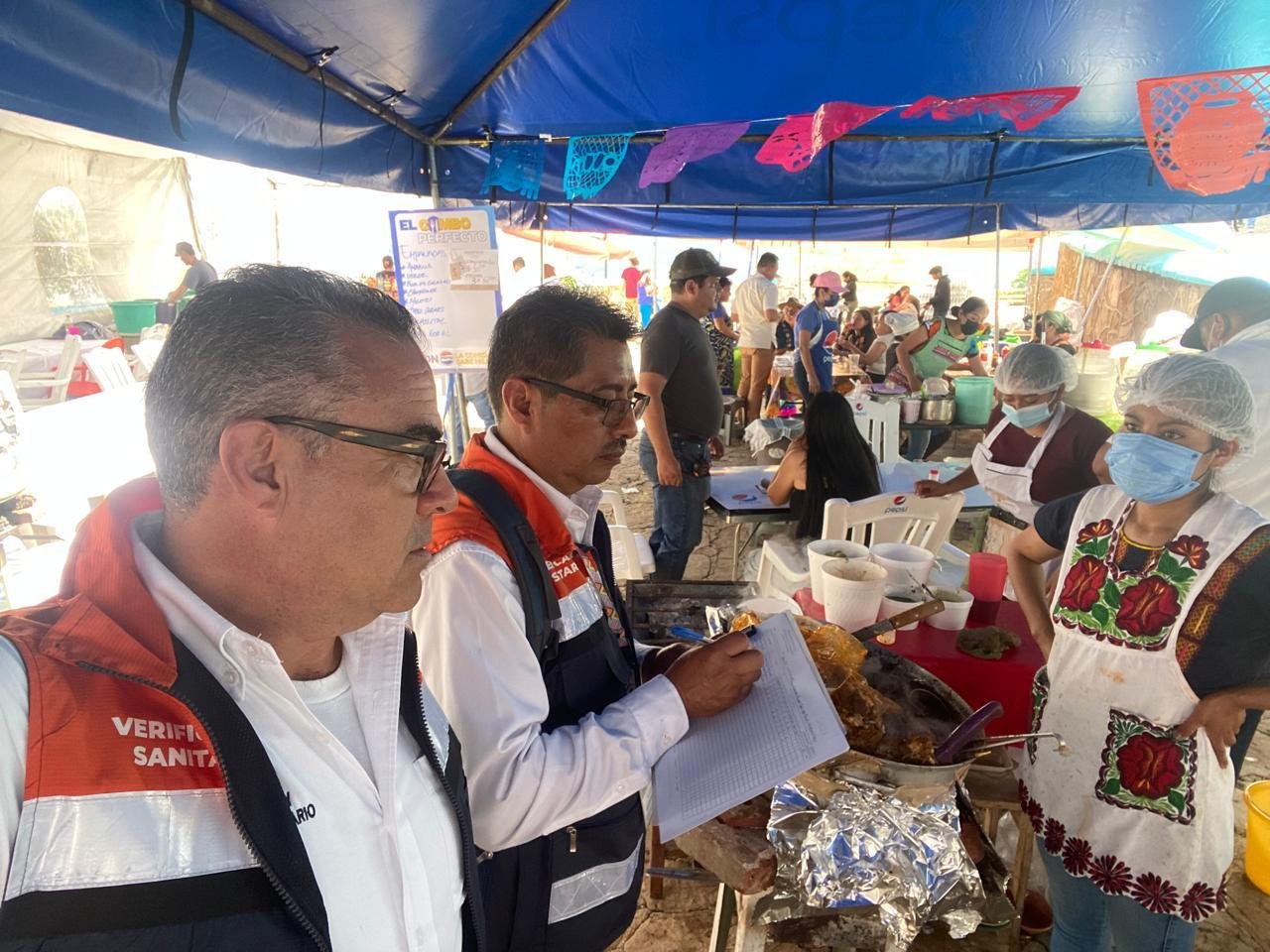 Comercios en el primer Lunes del Cerro cumplen con la norma sanitaria