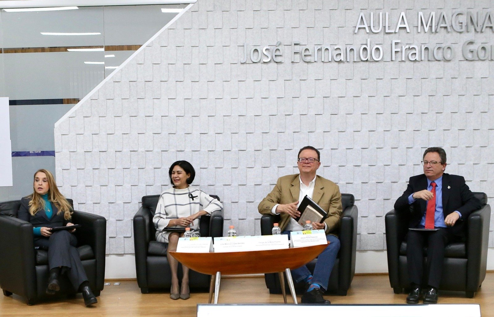 En un mundo de constante cambio, que amenaza la salud de las democracias, la lectura es más necesaria que nunca: Felipe de la Mata Pizaña