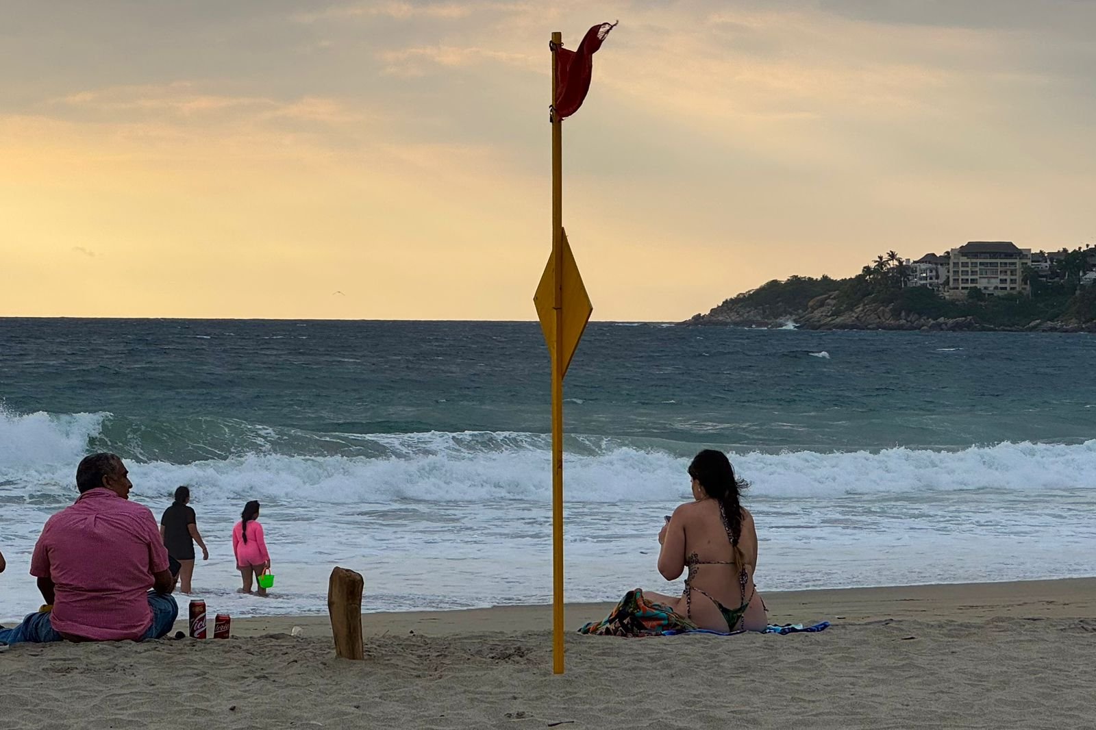 Sector hotelero de Puerto Escondido se prepara para recibir turismo invernal