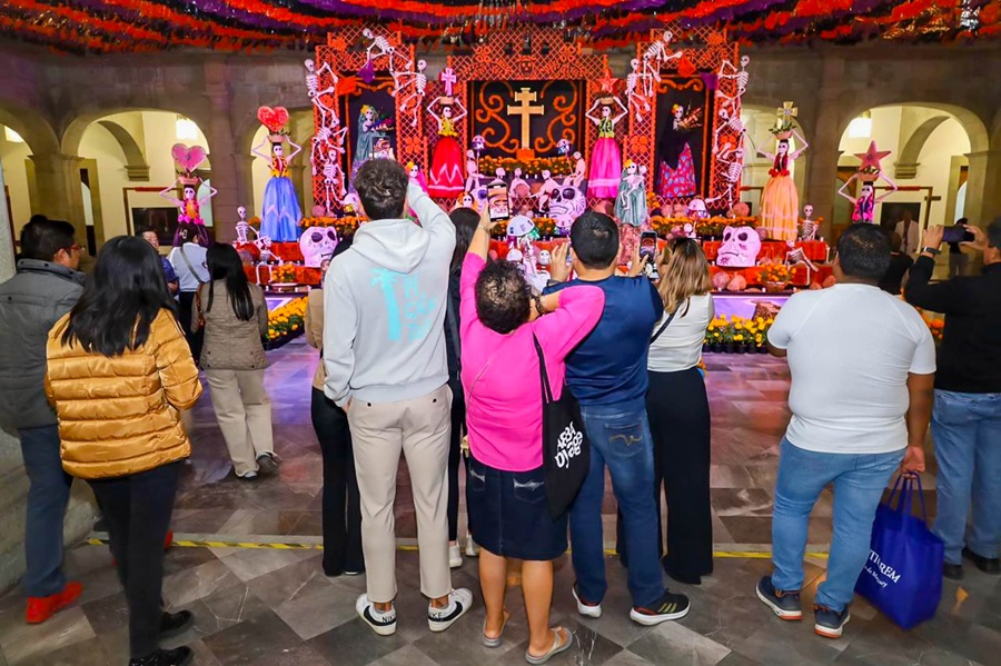 La magia y tradición de Oaxaca atrae a más de 20 mil turistas de Asia, Europa y América