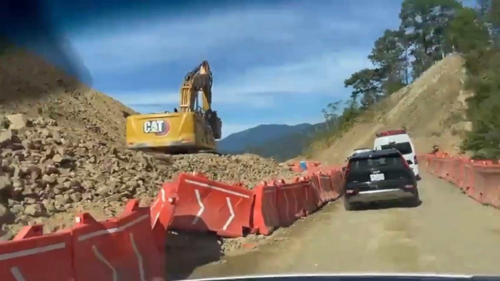 Reportan paso intermitente en autopista Oaxaca – Puerto Escondido