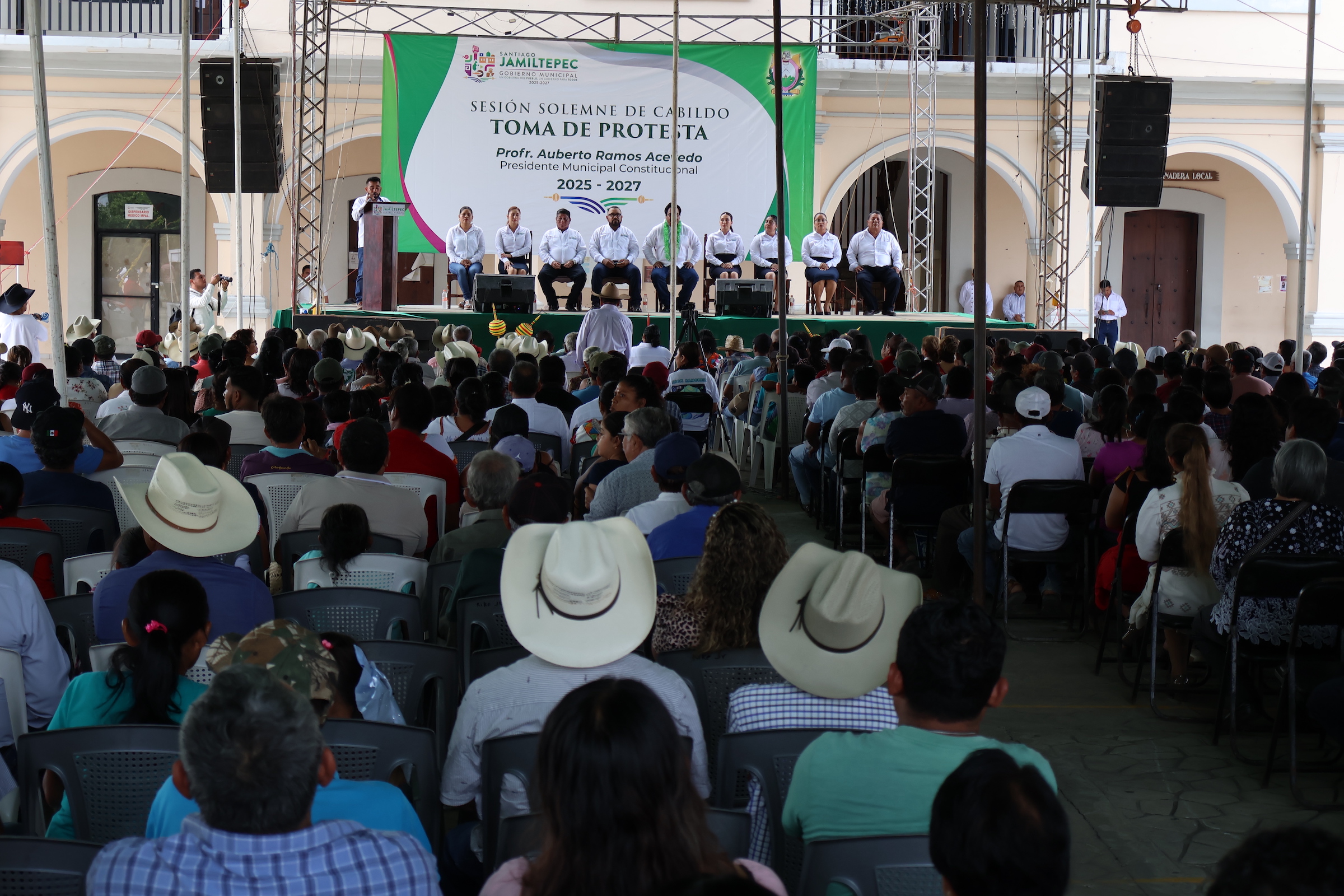 Sin incidentes transcurre relevo de Ayuntamientos en Distrito de Pinotepa